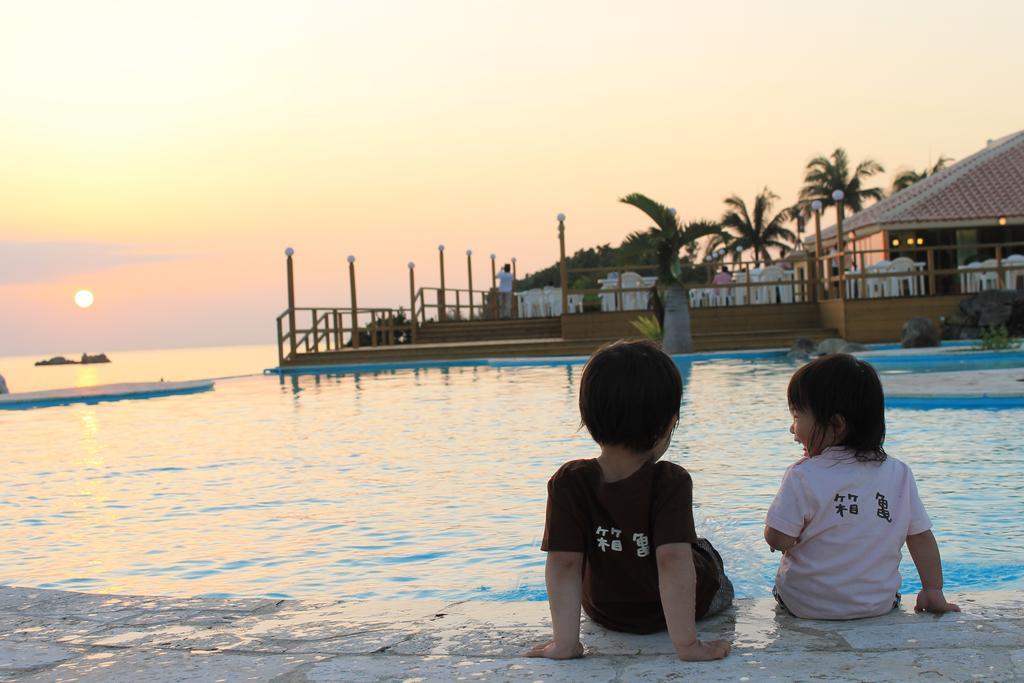 Beach Hotel Sunshine Ishigaki  Exterior photo