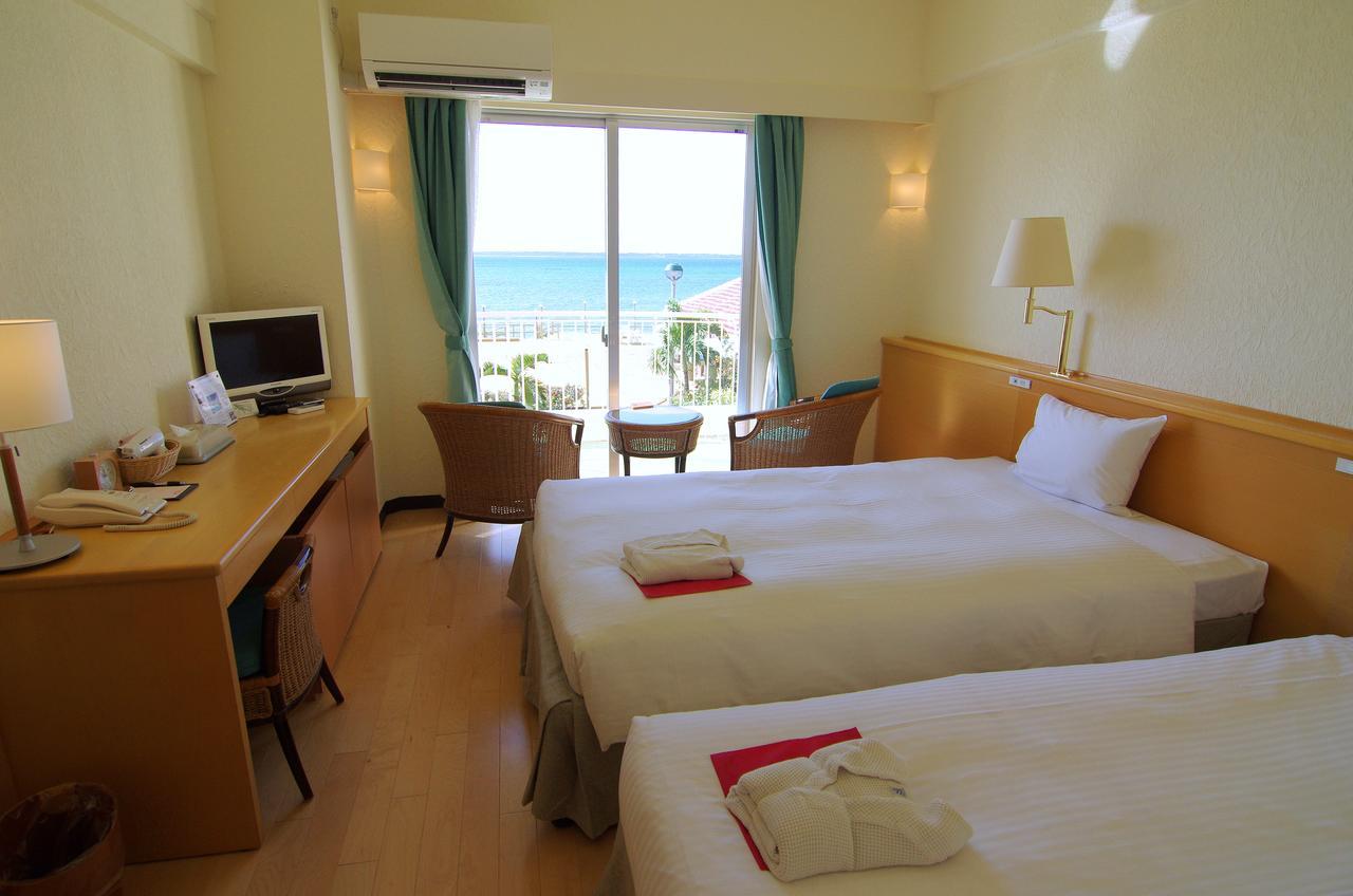 Beach Hotel Sunshine Ishigaki  Exterior photo