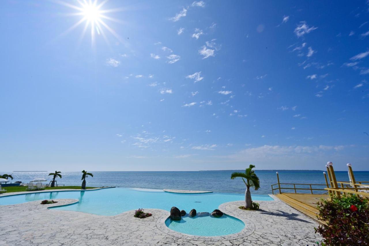 Beach Hotel Sunshine Ishigaki  Exterior photo